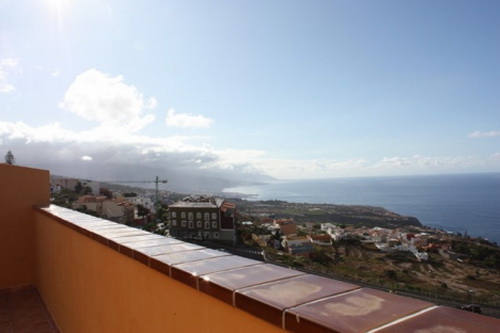 NEW!!!! Two bedrooms apartments, terrace and big roof-terrace