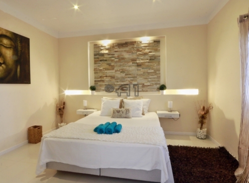 Adeje: Schicke Villa mit 4 Schlafzimmern, separatem Appartement und Pool in ruhiger Aussichtslage von Los Menores
